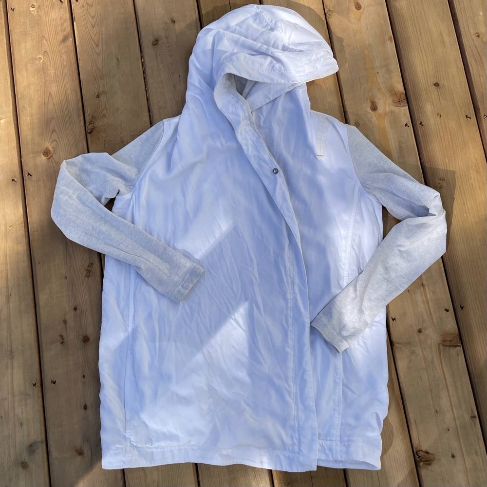 LULULEMON Blissed Out Wrap - Picture 6 of 10